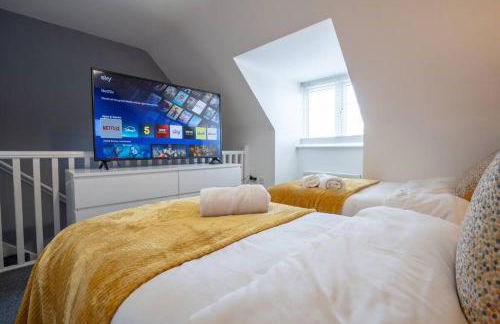 Stunning 3 bed House - Nr Kings Mill Hospital - 2 Parking Spaces, Wifi & Garden - Foto 27