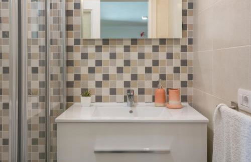 Casa Avenida del Agujero - Photo 33