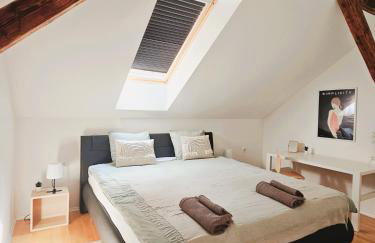 Central Park Apartments - Photo 15