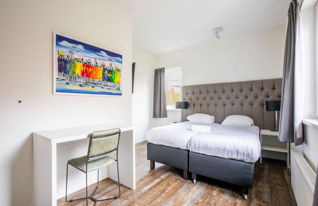 Brand new Luxury Villa on a Small-scale Park With its own Jetty - Photo 11