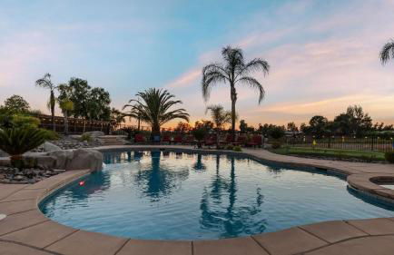 Chardonnay Charm by Avantstay Luxe Group Retreat w/ Pool Mins to Wineries - Foto 14