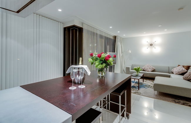 Black Pearl Luxury Apartments - Photo 45