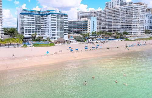 Beach Front 2 Bed Condo - Pool & Tiki Bar - Foto 39