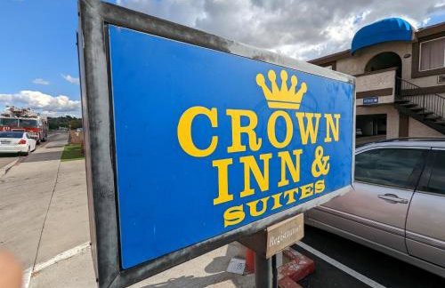 Crown Inn & Suites - Foto 4
