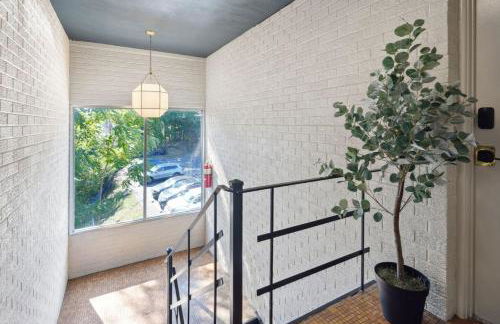 Crystal City Boutique Flats 2BR - Free Parking 2878 - Foto 10