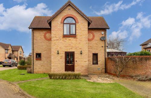 Shenley House - Close to City Centre - Driveway Parking, Self-Check-In, Workspace, Fast WiFi and Smart TV by Yoko Property - Foto 25