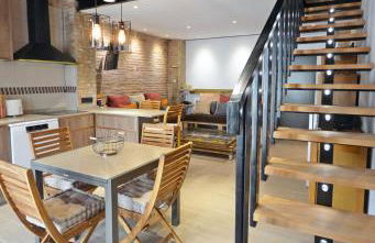 Casita en el Cabañal con Patio - Photo 1