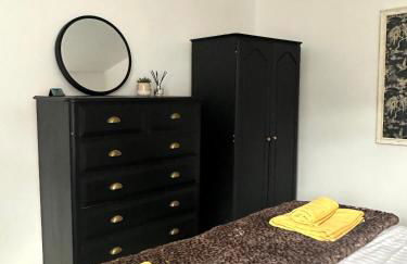 No24Sandbach - Home from Home - Exclusive Dog Friendly House & Garden - Photo 72