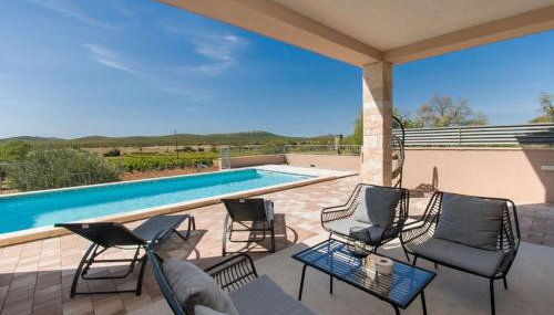 Villa Meadow with swimming pool - Foto 2, sunbed