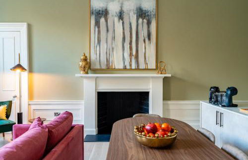 Dragon Suites Luxury Apartments at Rutland Square - Photo 35