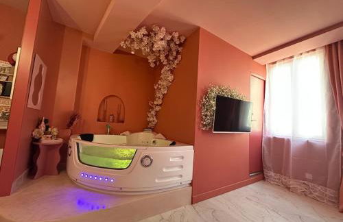 LE LOVE-ROOM, Jacuzzi, Hyper-centre - Foto 37