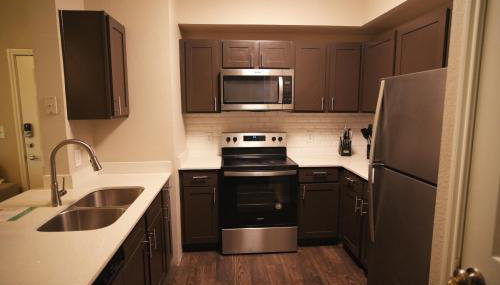 Charming 1 bed, 1 bath apartment - Foto 3, stove