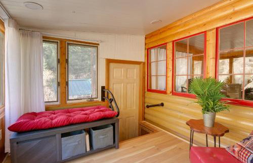 Riverfront Drake Home - 10 Mi to Estes Park! - Foto 9