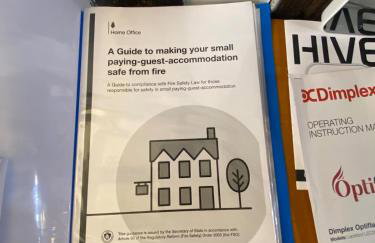 Cosy 18th Century Thatched Country Cottage - 3 bed - Foto 66