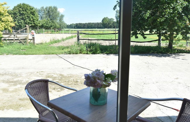 Tasteful Holiday Home in Sijsele-brugge With Garden - Photo 32