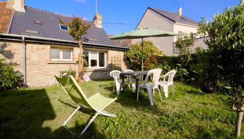 Maison de pêcheur à 50m de la mer & 10min ferry, 3 chambres, 7 personnes, intendance Luxury Host - Foto 3, Garden, Garden view