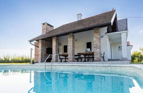 Kuća za odmor Bosut - Foto 1