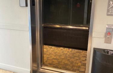 Deluxe Studio w/ Lakeview - free parking/pool - Foto 28