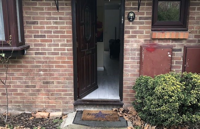 Lovely 3-bed House in Farnham Royal Slough - Foto 17