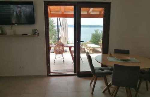 Kuća za odmor Gnjila u uvali iznad prekrasne plaže - Foto 56