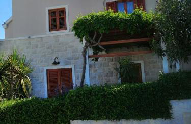 Apartment Ema in Postira - Foto 1