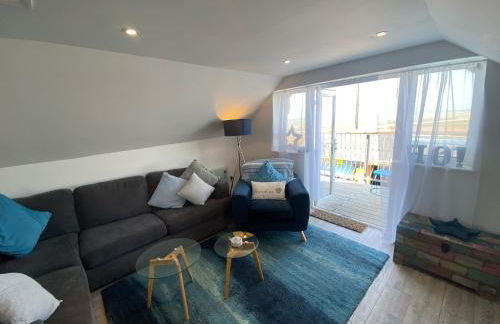 Sea views and stunning sunsets! Fantastic location - Foto 13