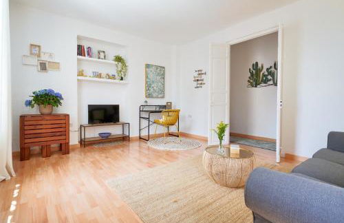 Villa Rosita Suites en Playa de la Malagueta con terraza - Foto 33