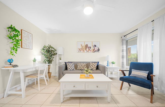 Riverwatch Apartments by Lowkl - Photo 29