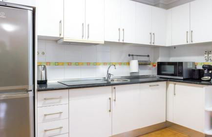 Elegant Malaga Retreat - Photo 15