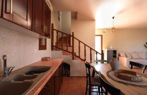 CASA DI MANI KOTRONI Vacation 2 bedroom Maisonette with shared pool - Foto 10