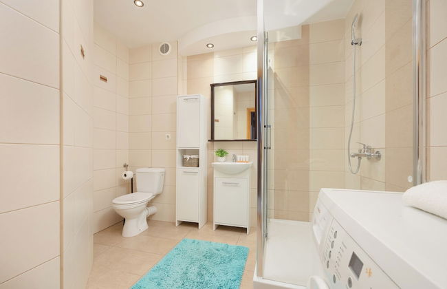 Cosy Apartment in Piaseczno by Renters - Photo 14