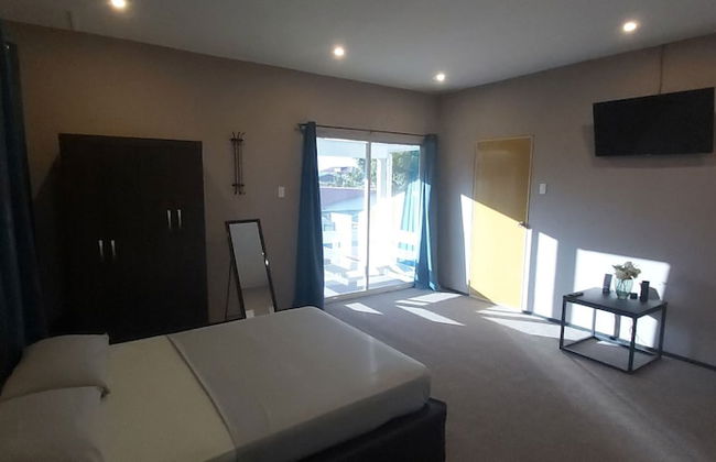 Waterland Suites - Photo 11