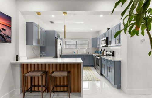 Charming Home Close to Beaches & Downtown - Foto 10