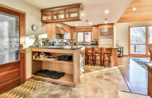 Mountain house w/ stunning views & gourmet kitchen - Foto 12