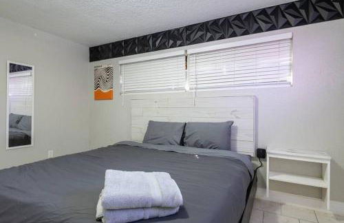 Cruise Haven with Pool, 15 Min to Port Canav & Beach - Foto 42