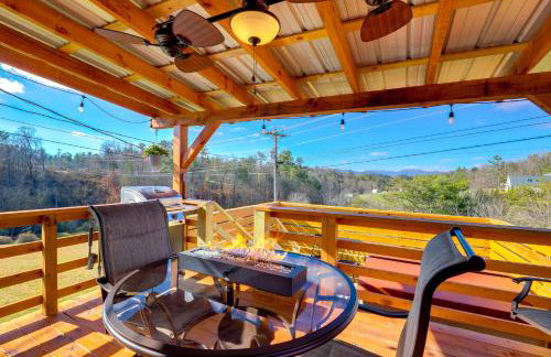 Pet-Friendly Studio with Hot Tub and Views in Marshall - Foto 1