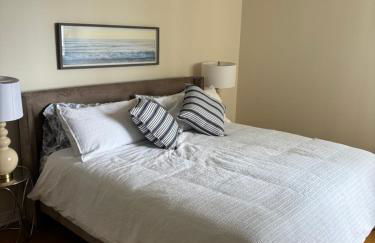 Nautical 2 Bedroom with Beautiful Ocean Views - Foto 27