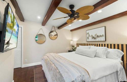 Tropical Oasis Located Near Lake With Pool and Hot Tub - Foto 13