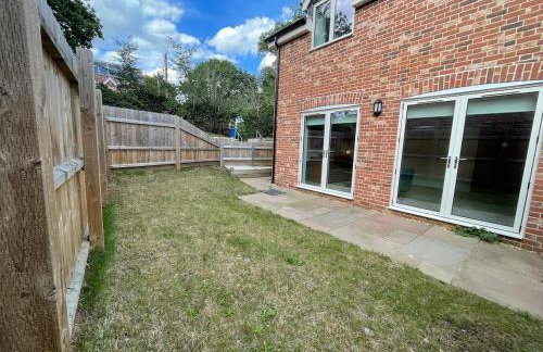 Iris Cottage 4BR Coastal Retreat - Foto 36