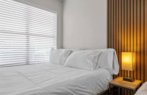 3BEDS, Resort, Pool, near UT 5mins to Downtown - Foto 13