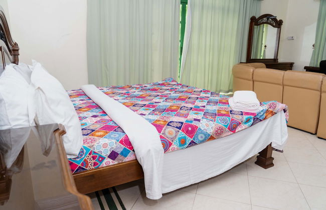 Mini-Mansion Villa Adjacent To The Beach - Foto 9