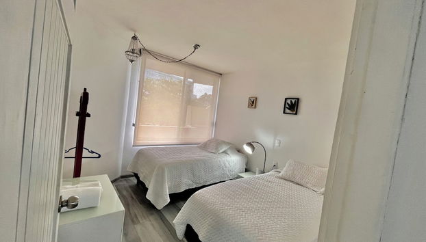 Oceanfront Condo at Unique Location - Foto 2, Habitación