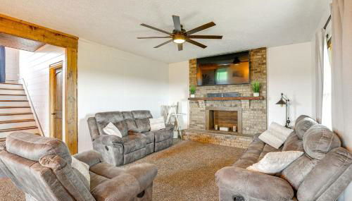 Family-Friendly Seward Home with Sauna and Pool! - Foto 4