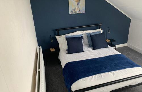 Windsor 4 - Spacious beautiful 4 bdrm maisonette nr Ncle free wifi free parking - Foto 28