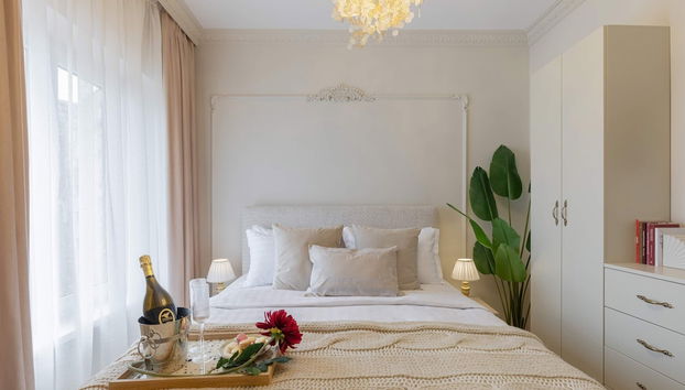 Parisian-Inspired 1BR in the Heart of Bucharest - Balcony, AC & Fully Equipped - Foto 3, Habitación