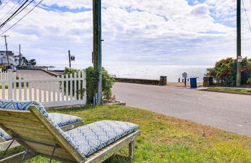 Beachfront, Dog-Friendly Milford Getaway with Yard! - Foto 1