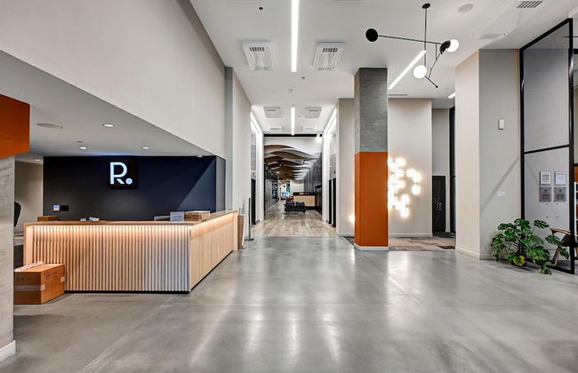 Global Luxury Suites Capitol Riverfront - Photo 25