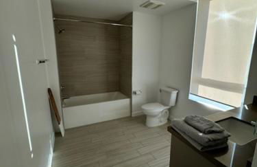 Modern Unit Near Glendale Galleria and Walk to Shopping & Dining! - Foto 2