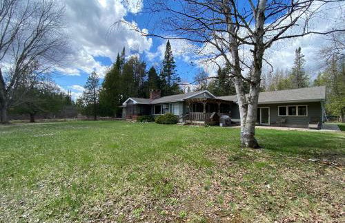 Secluded Au Sable River Home - Foto 43