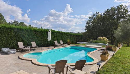 Gite Le Petit Wren - avec piscine et vue - Foto 2, Garden, sunbed, Garden view